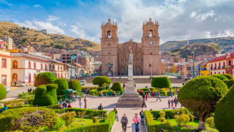 Puno Cathedral, main square - Peruvian Andes