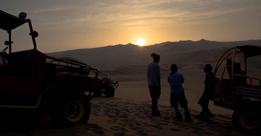 Huacachina sunshine Auri Peru