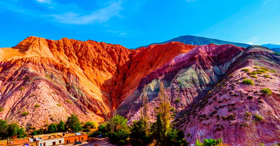 The hill of seven colors, Cerro de 7 colores. Auri Peru