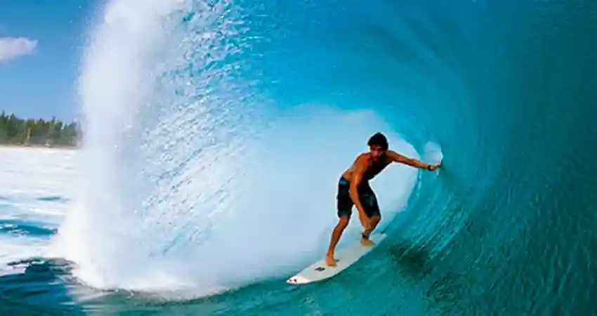 chicama peru surf best time