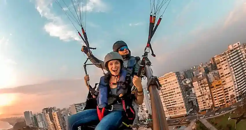 Paragliding Lima