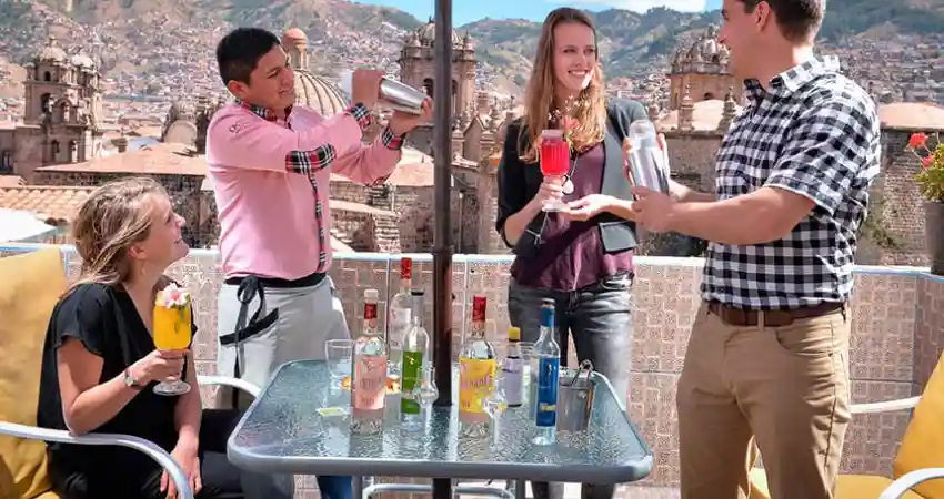 best bars in cusco intro