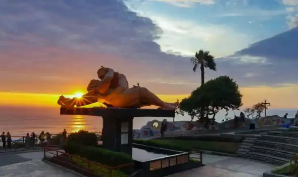 Love Park Lima Peru: Your Complete Guide To Lima’s Most Romantic Destination