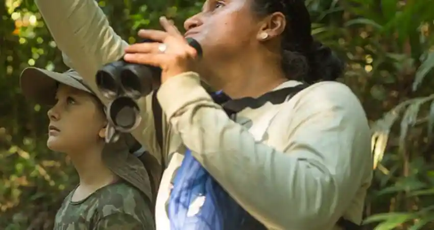Multi-generational travel in Peru amazon