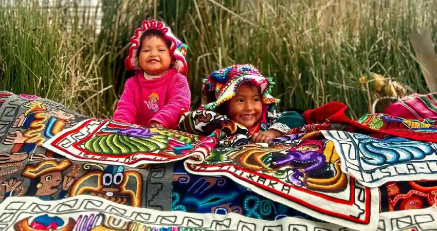 textile tours in peru amantani