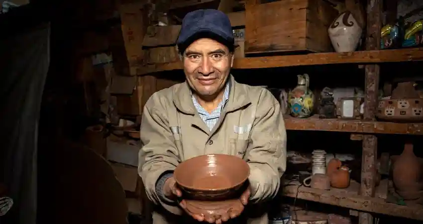 ceramic workshop cusco julio gutierrez