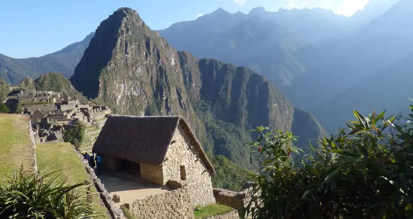 Ruins of Machu Picchu in Peru, showcasing the best circuit of this ancient Incan site amidst lush green mountains.