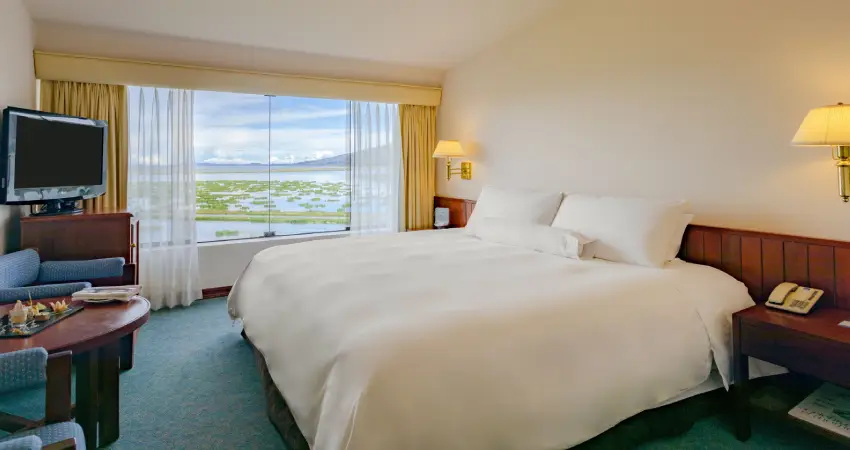 ghl lake titicaca superior room
