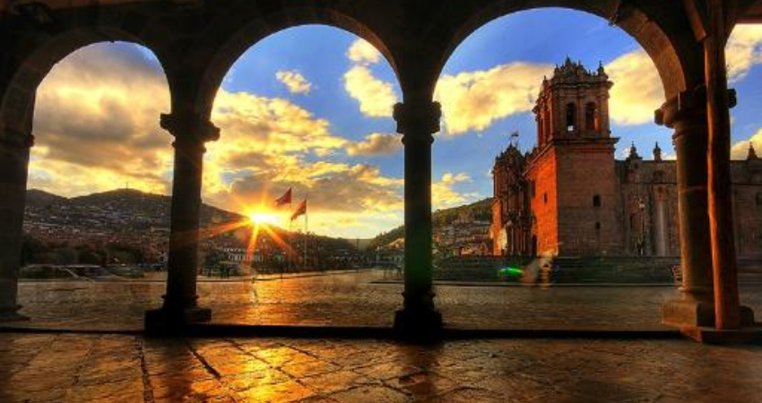 Weather in cusco peru in August golden hour