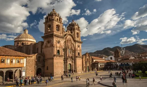 What To Expect In Cusco Peru: Complete First-Timer’s Guide 2026