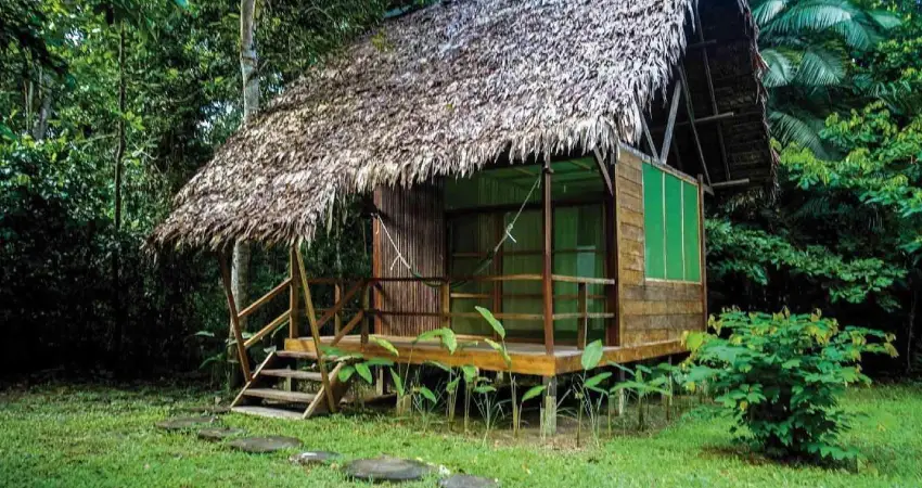 Amak iquitos peru lodge twin cabin 1