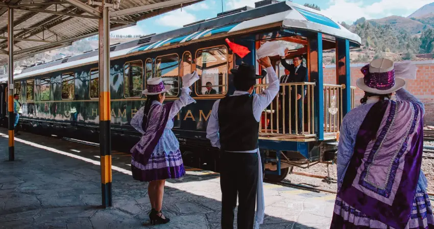 hiram bingham train tour welcome route