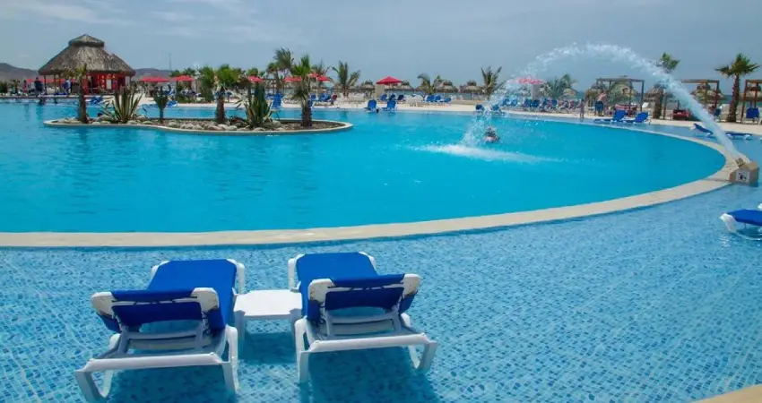beach resorts in peru royal decameron