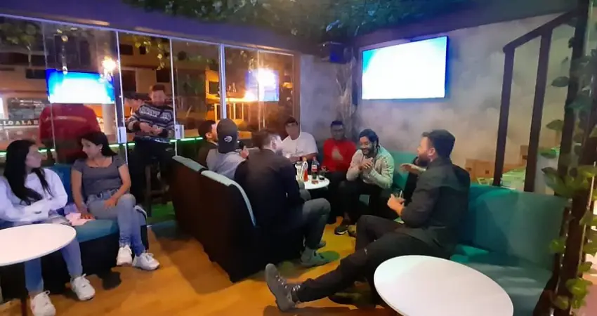 machu picchu nighlife green pub machu picchu