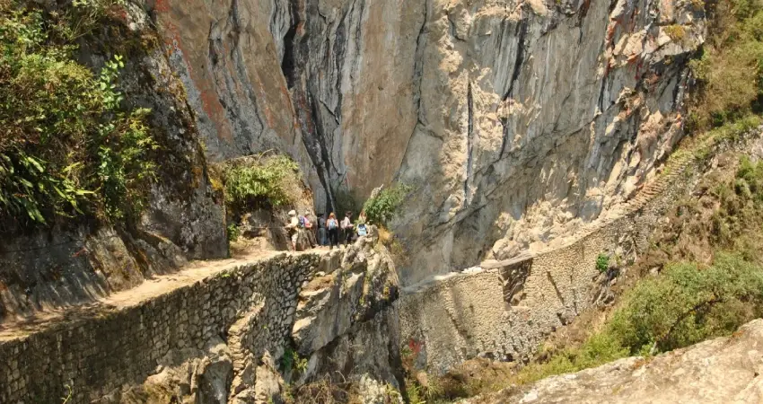 machu picchu photography inca bridge